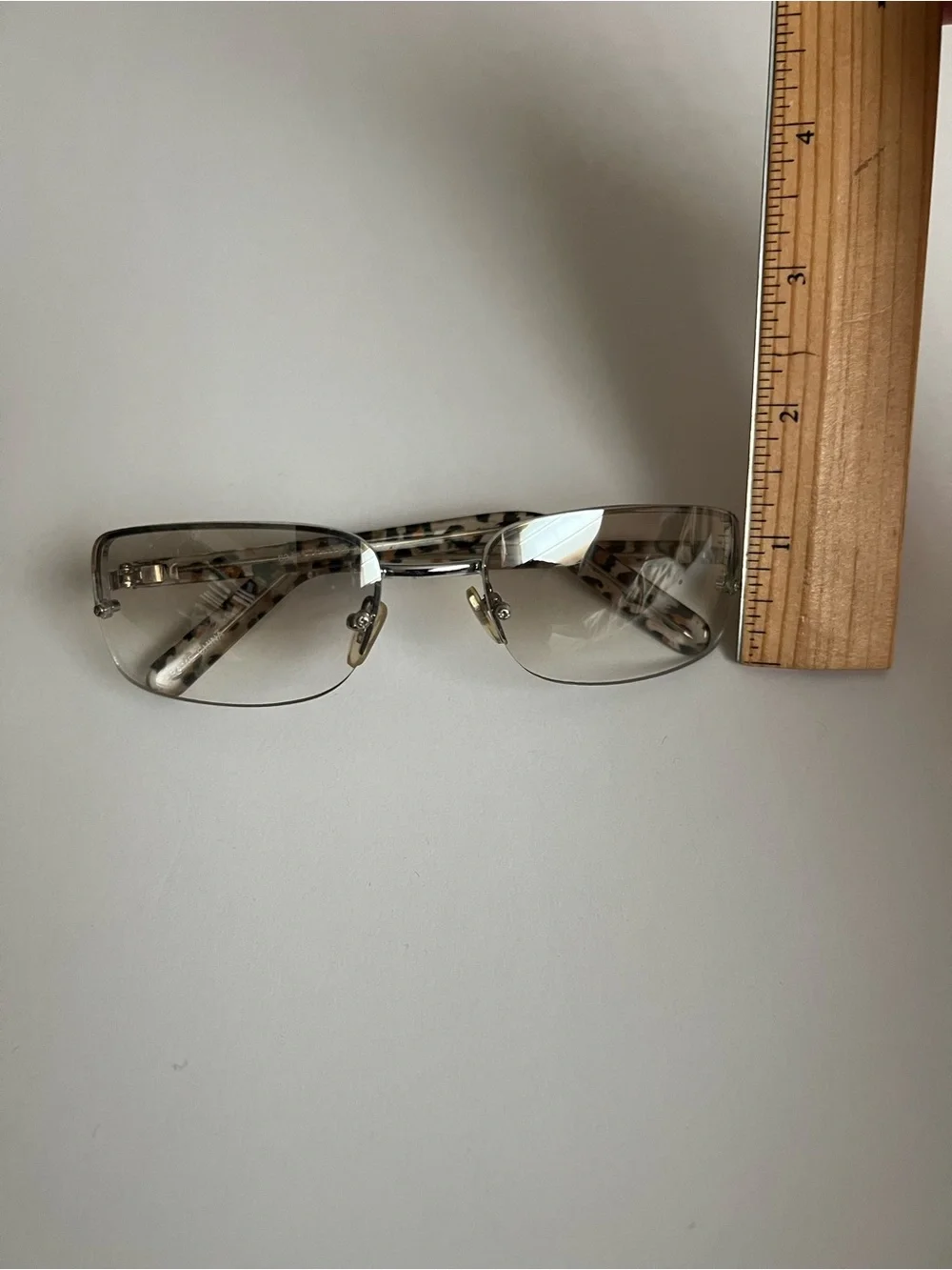 Women's Rimless Sunglasses leopard arms - Classic Elegance